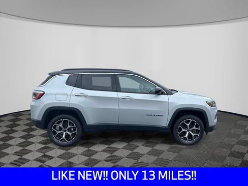 Certified 2026 Jeep Compass Limited AWD/4WD image 6