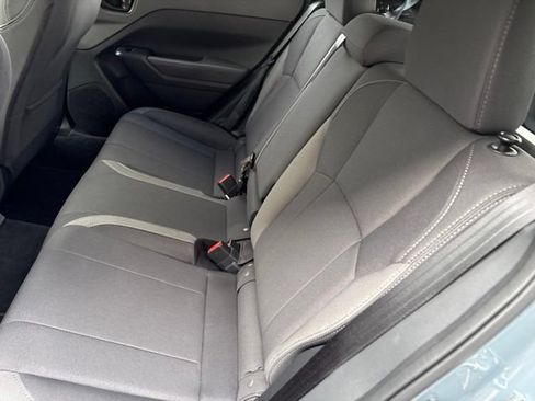 Used 2025 Subaru Crosstrek 2.5i Premium AWD/4WD image 10