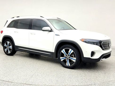 Used 2023 Mercedes-Benz EQB 250+ EQB 250+ SUV, Exclusive with 1 w/ Exclusive Package image 3