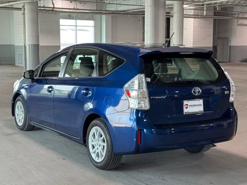 Used 2014 Toyota Prius V Three FWD image 8