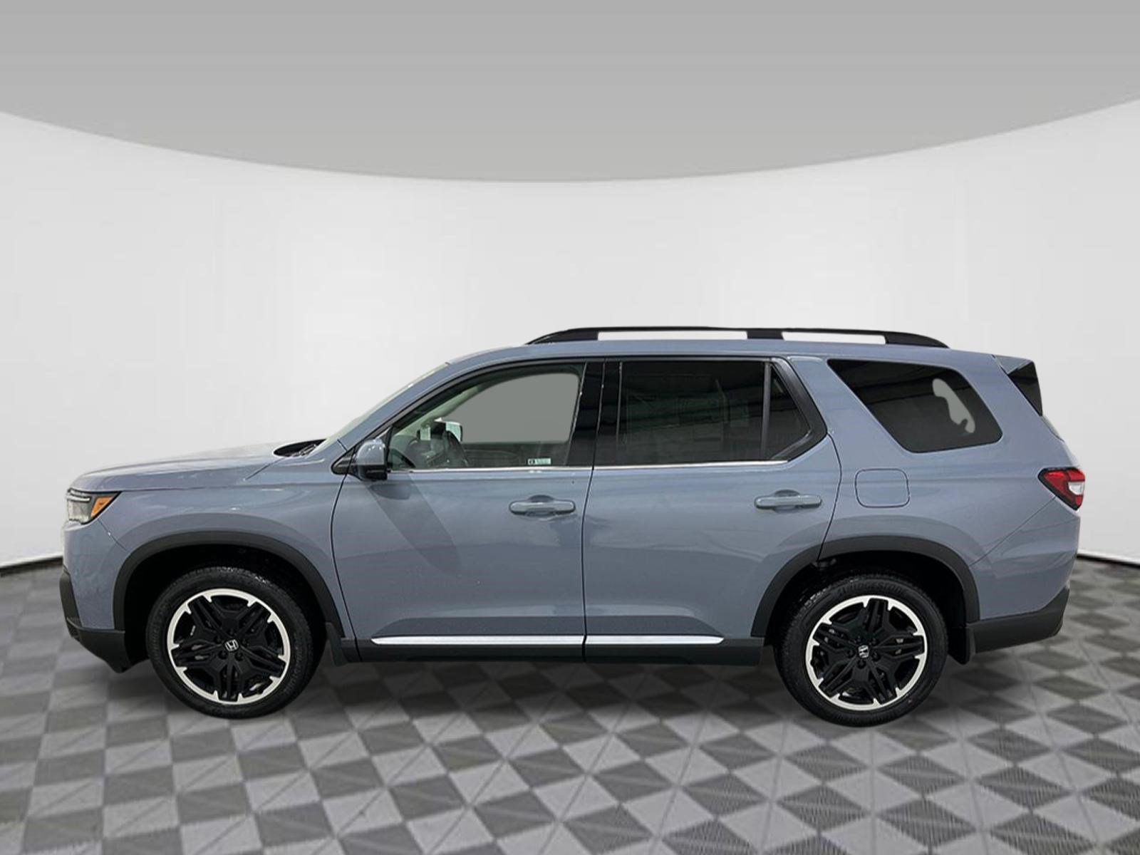 New 2026 Honda Pilot image 3