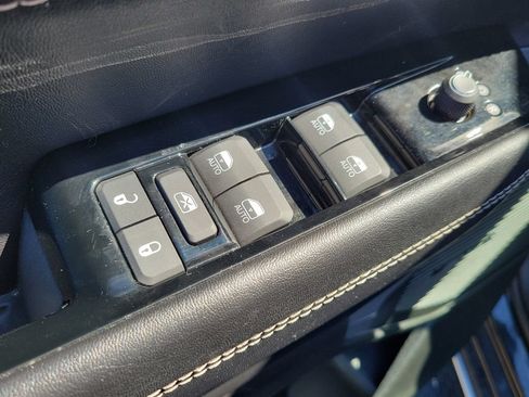 Used 2024 Jeep Wagoneer Series II w/ Flexible Seating Group AWD/4WD image 22