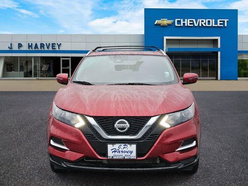 Used 2022 Nissan Rogue Sport SL image 2