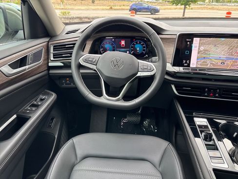 New 2026 Volkswagen Atlas SEL AWD/4WD image 21