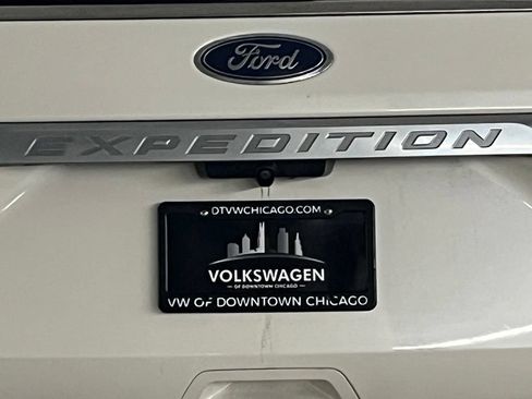 Used 2019 Ford Expedition Max Platinum AWD/4WD image 41