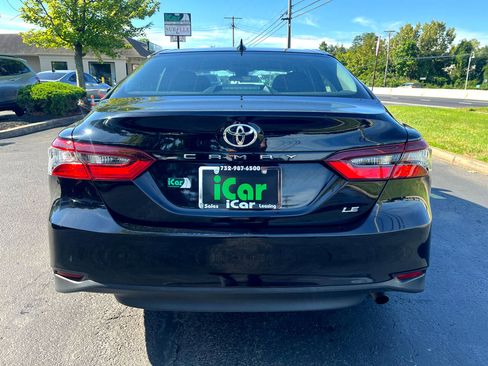 Used 2024 Toyota Camry LE image 8