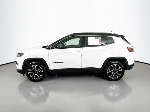 Used 2023 Jeep Compass Limited image 5