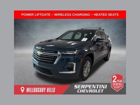 Certified 2023 Chevrolet Traverse LT FWD image 1