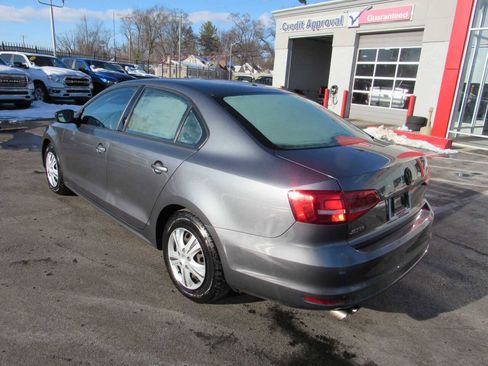 Used 2015 Volkswagen Jetta S image 7