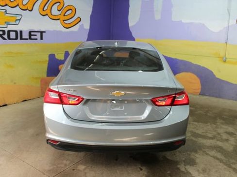 Used 2023 Chevrolet Malibu LT FWD image 7