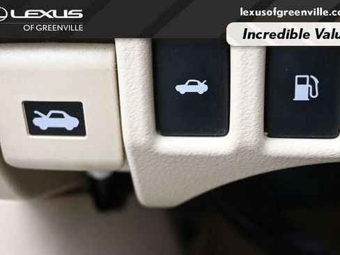 Used 2014 Lexus ES 300h w/ Luxury Package w/Bamboo Trim FWD image 13