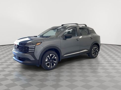 New 2026 Nissan Kicks SV w/ SV Premium Package image 6