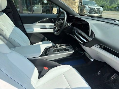 Used 2024 Cadillac Lyriq Sport w/ LPO, Floor Liner Package AWD/4WD image 30
