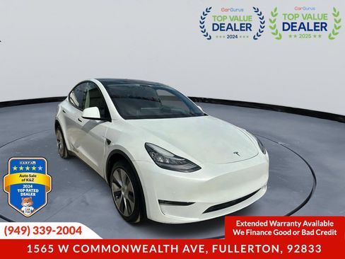 Used 2022 Tesla Model Y Long Range AWD/4WD image 5