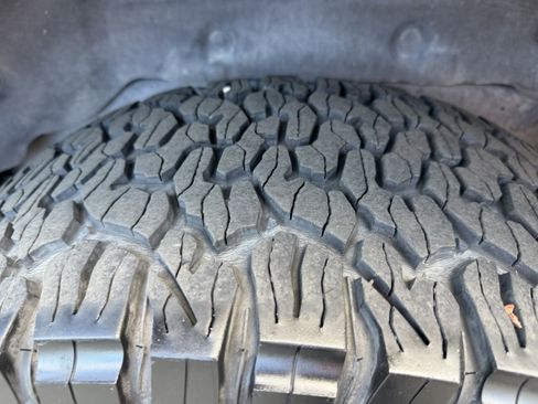 Used 2022 Jeep Wrangler Unlimited Rubicon w/ Xtreme Recon 35" Tire Package image 32