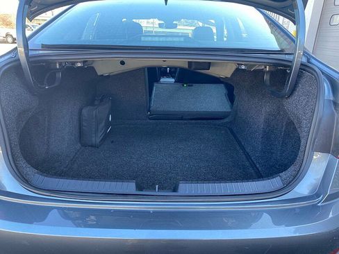 Used 2020 Volkswagen Jetta SEL image 39