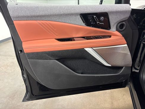 New 2026 Cadillac Optiq Luxury 2 w/ LPO, Floor Liner Package image 20