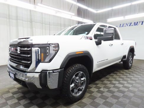 Used 2025 GMC Sierra 2500 SLT w/ SLT Convenience Package image 6