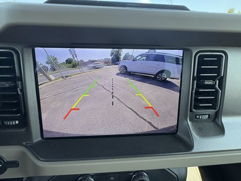 Used 2025 Ford Bronco Big Bend AWD/4WD image 16