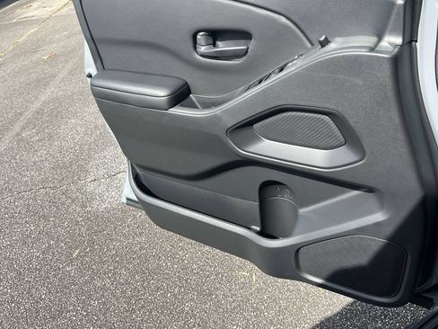 New 2026 Nissan Frontier SV RWD image 14
