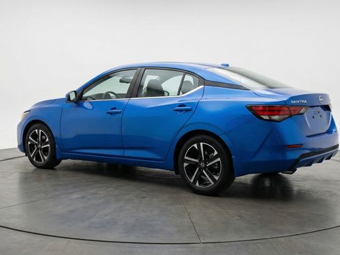 Used 2025 Nissan Sentra SV FWD image 6