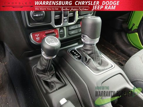 Used 2026 Jeep Wrangler Unlimited Sport AWD/4WD image 17