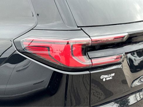 New 2026 GMC Acadia Elevation w/ Black Edition image 21