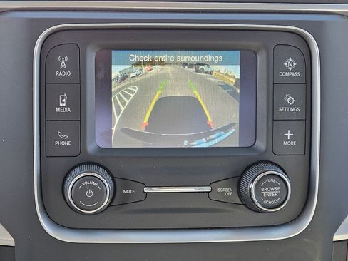 Used 2024 RAM 1500 Classic SLT image 21