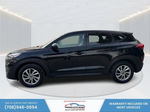 Used 2018 Hyundai Tucson SE w/ Cargo Package FWD image 9