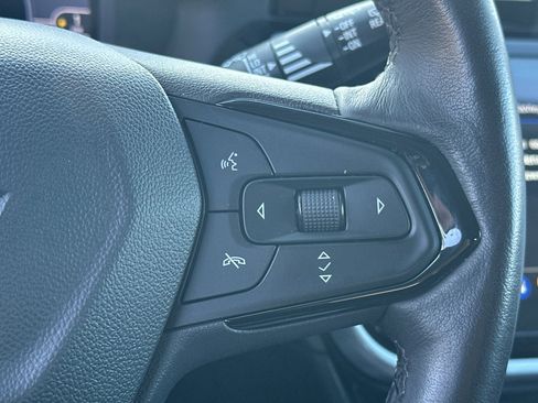 Used 2023 Chevrolet Bolt EUV LT w/ Convenience Package image 37