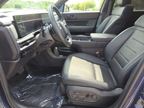 Used 2025 Hyundai Santa Fe Calligraphy FWD image 25