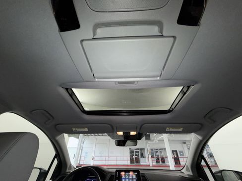 Used 2018 Honda Odyssey EX-L image 24