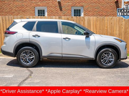 Used 2024 Nissan Rogue S AWD/4WD image 5