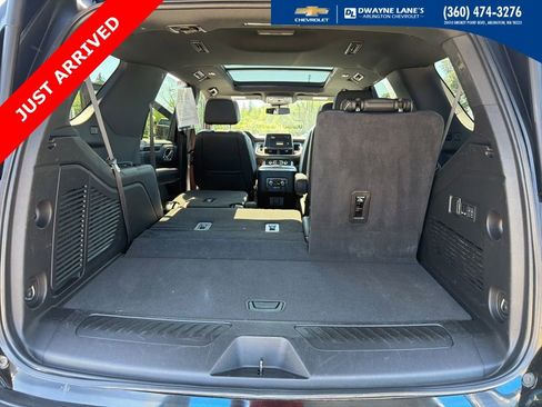 Used 2024 GMC Yukon SLT w/ SLT Luxury Package AWD/4WD image 25