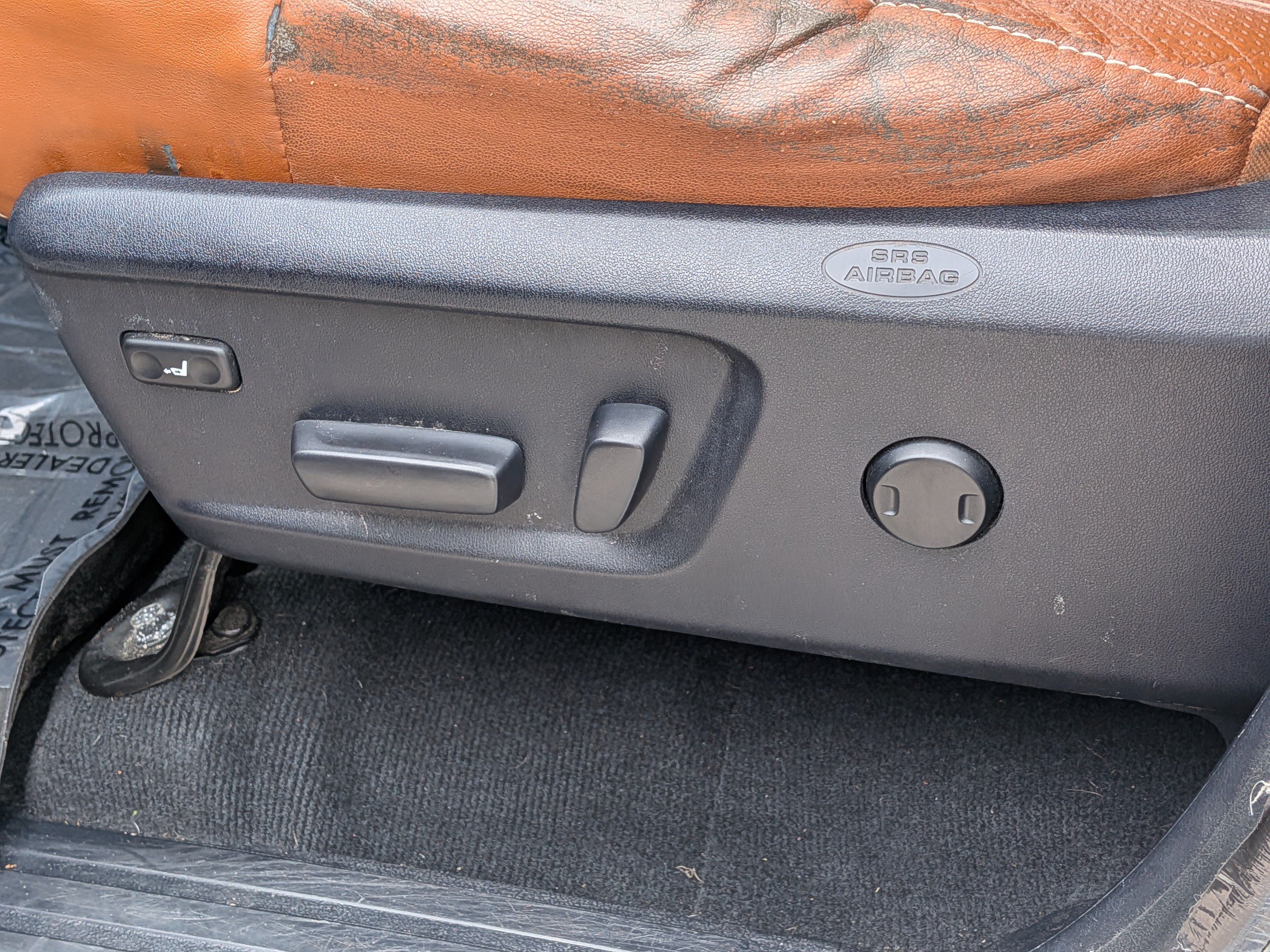 Used 2015 Toyota Tundra 1794 Edition AWD/4WD image 21
