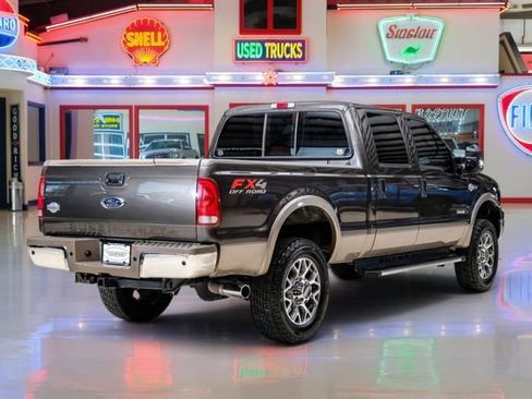 Used 2005 Ford F350 King Ranch AWD/4WD image 3