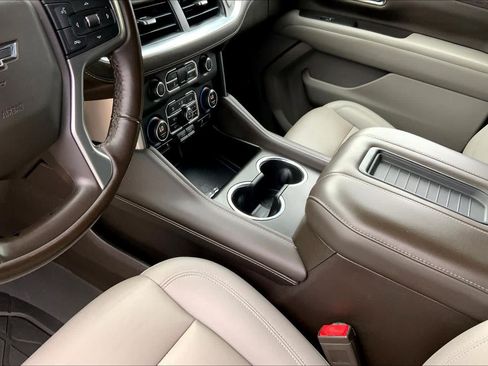 Used 2023 Chevrolet Tahoe Z71 AWD/4WD image 17