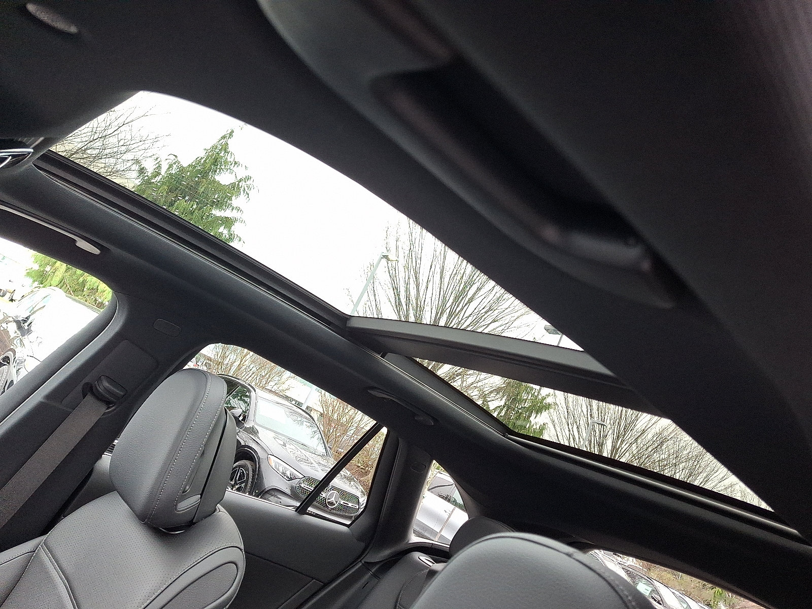 New 2026 Mercedes-Benz GLC 300 4MATIC image 12