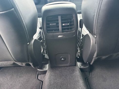 Used 2025 Ford Escape ST-Line AWD/4WD image 13