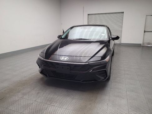 Used 2024 Hyundai Elantra SEL FWD image 15