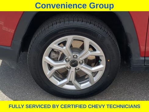Used 2025 Jeep Compass Latitude w/ Sun & Sound Group AWD/4WD image 18