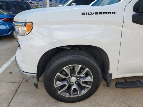 Used 2023 Chevrolet Silverado 1500 LT RWD image 7