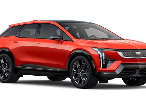 New 2025 Cadillac Optiq Sport 1 w/ LPO, ONYX Package image 30