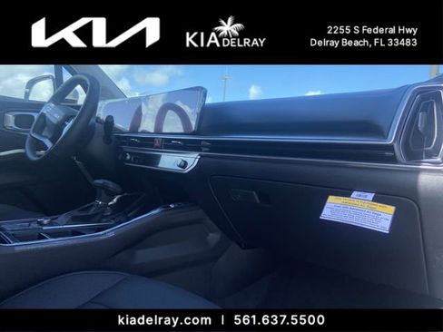 New 2026 Kia Sorento S FWD image 9