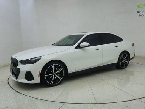 Used 2025 BMW 540i xDrive w/ M Sport Package AWD/4WD image 66