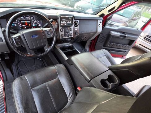 Used 2014 Ford F350 Lariat w/ Chrome Package image 30