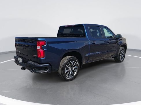 Used 2022 Chevrolet Silverado 1500 RST AWD/4WD image 3