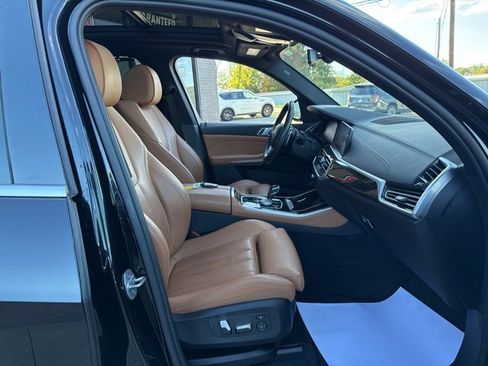 Used 2021 BMW X5 xDrive40i w/ Convenience Package image 44