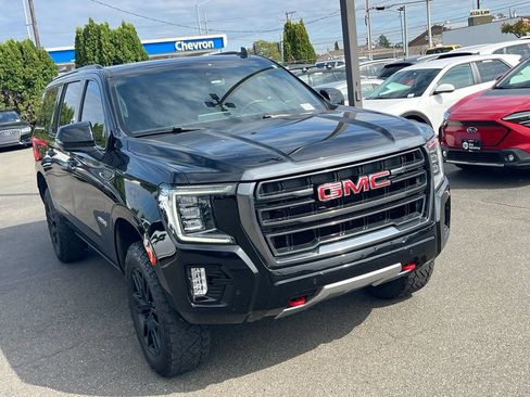 Used 2023 GMC Yukon XL AT4 w/ Max Trailering Package AWD/4WD image 7