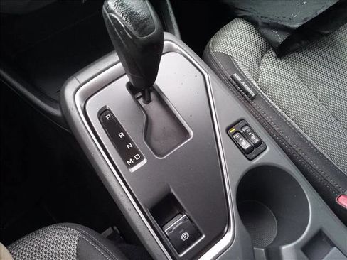 Used 2024 Subaru Crosstrek 2.0i Premium image 18